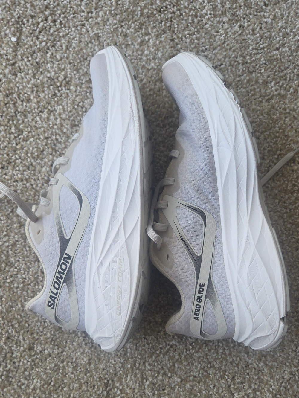 Salomon Aero Glide Men's Running Shoes in Off-White
